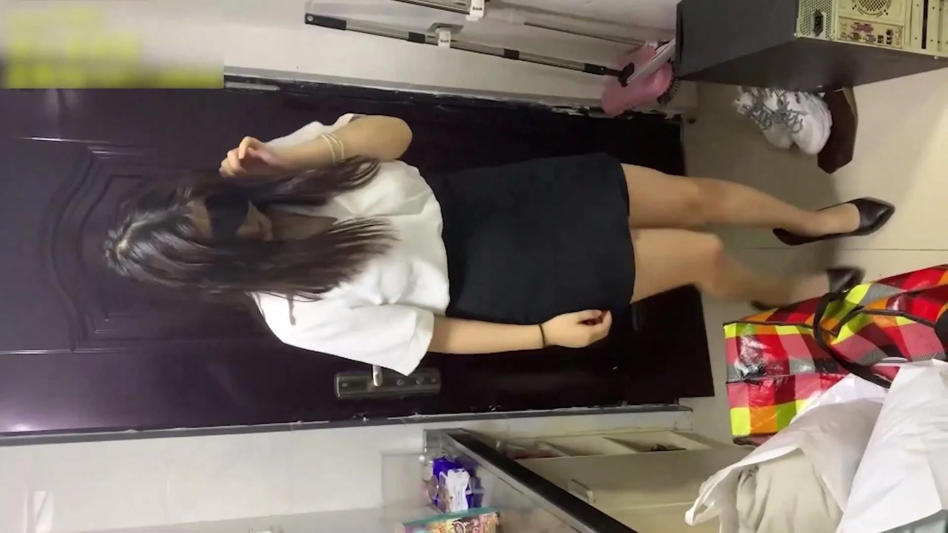 135757ys9aqfff3ka0mf08.webp.jpg