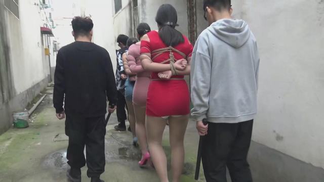 191418j9ydbbvbbw74pady.jpg