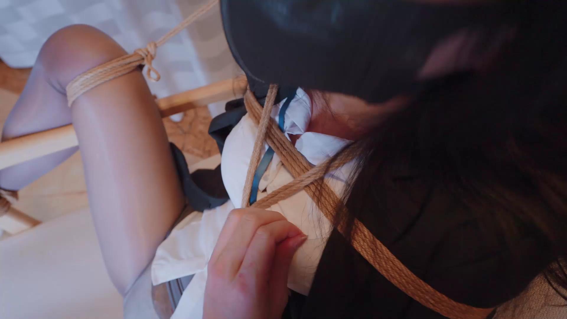 悠米 美女收集者2（身陷囹圄的女记者）[00_07_56][20250325-092613].jpg