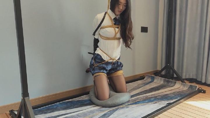 185020x3xn42unxp0qq003.jpg