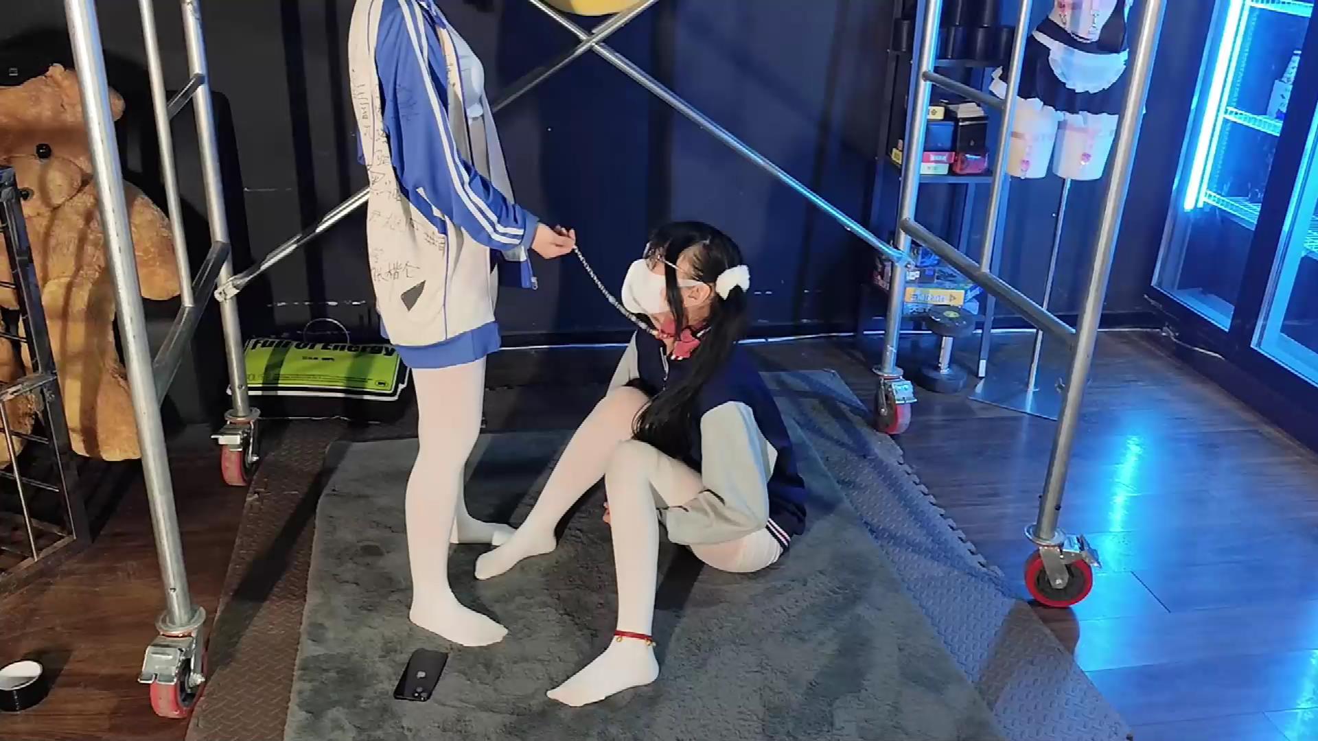 绳欲club 兔兔小钰双人校服 女调女 [00_06_35][20250413-102128].jpg