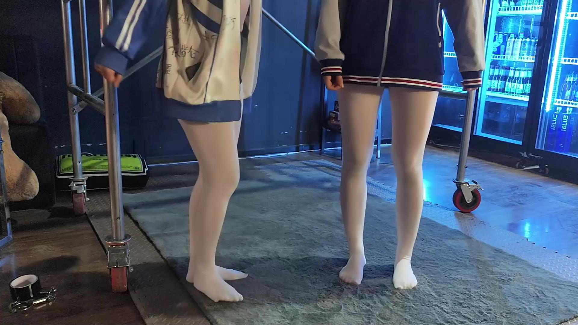 绳欲club 兔兔小钰双人校服 女调女 [00_45_20][20250413-102145].jpg