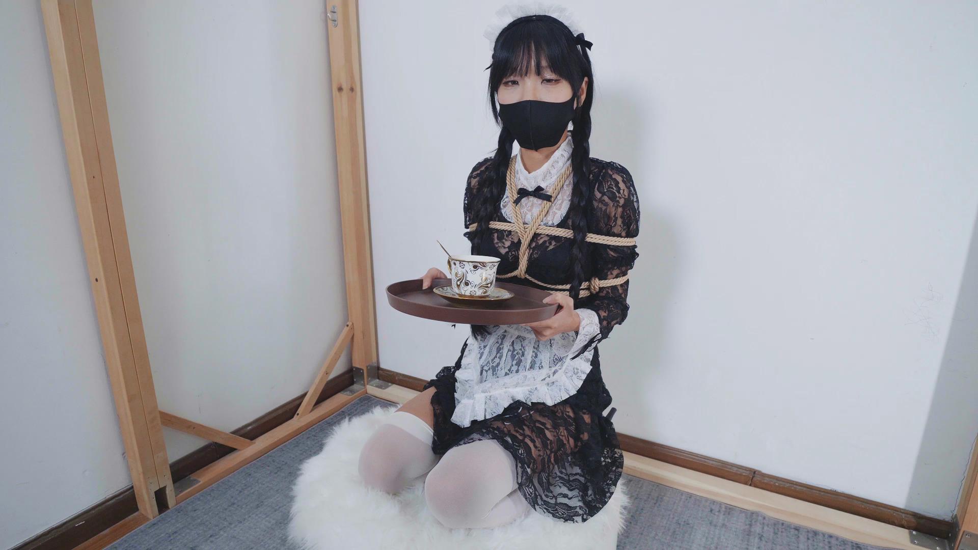 冷与贝 女仆训练之干扰罚跪 折腿紧缚跳D[20250414-105051].jpg