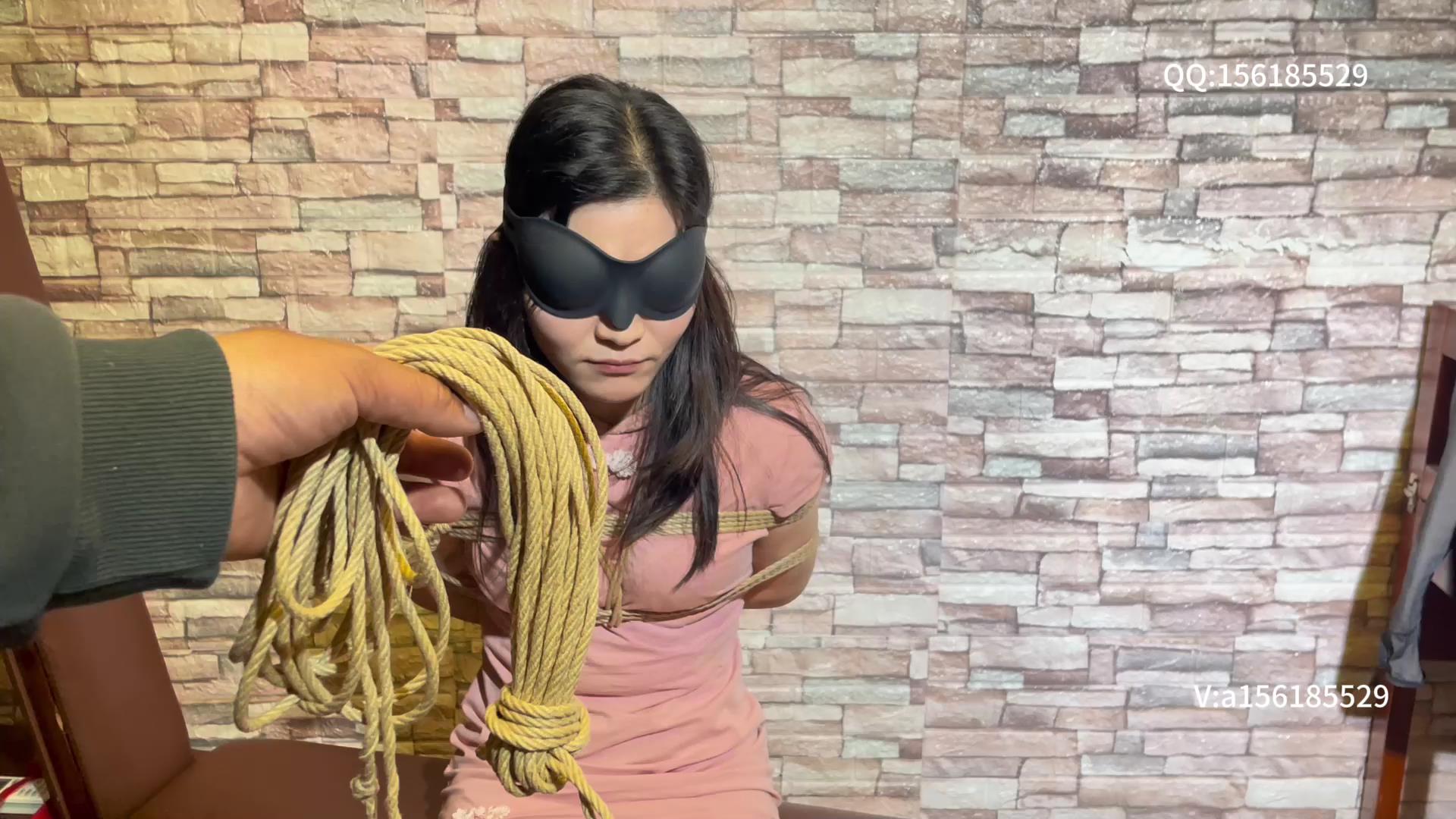 龙飞绳艺 美女模特访谈 提问个种问题，模[00_24_40][20250508-093050].jpg
