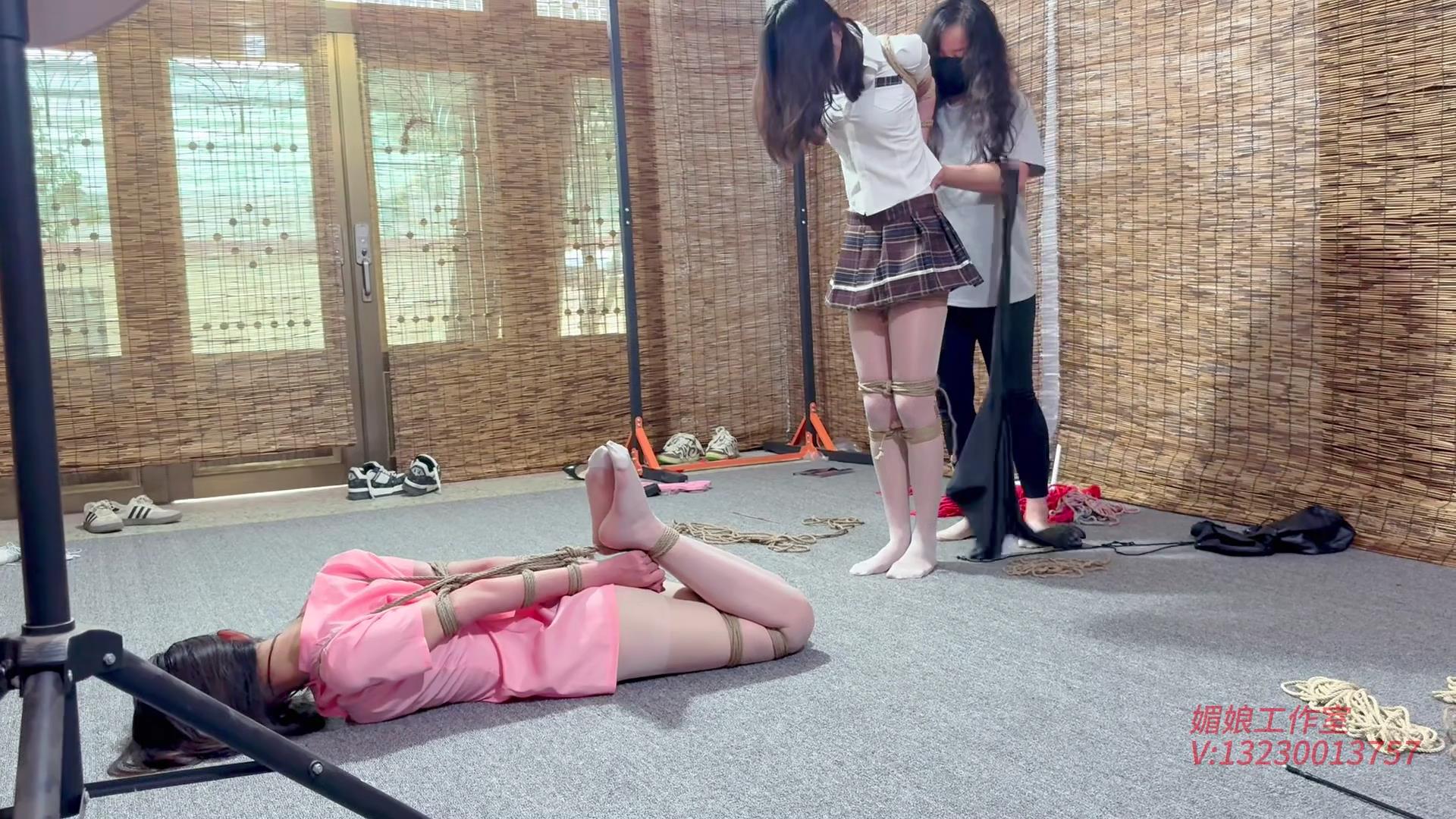 媚娘工作室 塑料闺蜜惩罚游戏1[00_21_34][20250621-095912].jpg