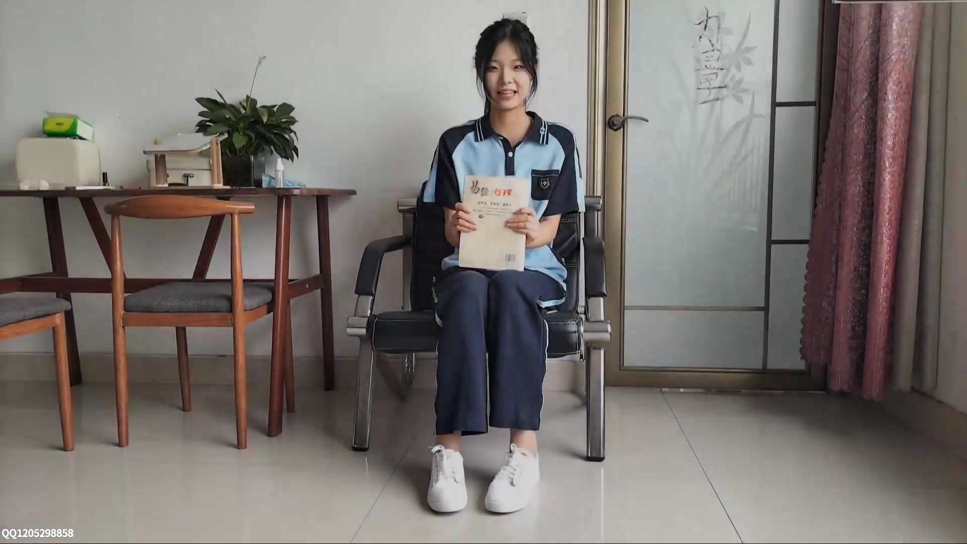 精致文化 新人妹妹的自救系列 在自救时，[20250703-160936].jpg