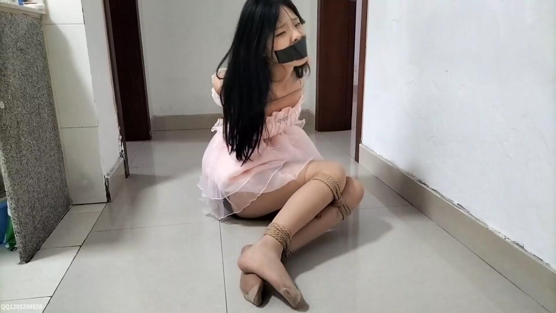 精致文化 新人妹妹的自救系列 在自救时，[00_37_09][20250703-161022].jpg