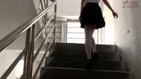 尤美加奈 紧张刺激的废墟！双马尾白丝JK被尾随