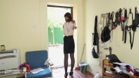 试炼 倩倩职业装吊带黑丝户外镣铐行走室内苏秦背剑弯腰