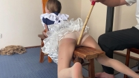 山鬼 推开门就看见小m软软跪姿等待，面前是一排sp工具